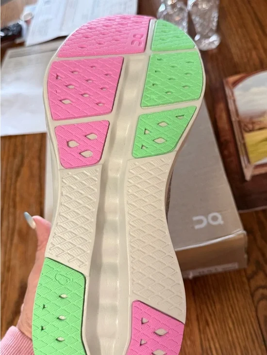 On Running Cloudsurfer Women’s Running Shoe - Light Gray with Pink Accents - Picture 4 of 4